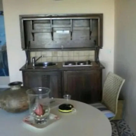 Apartamento La Cisterna, Not Only Landscape